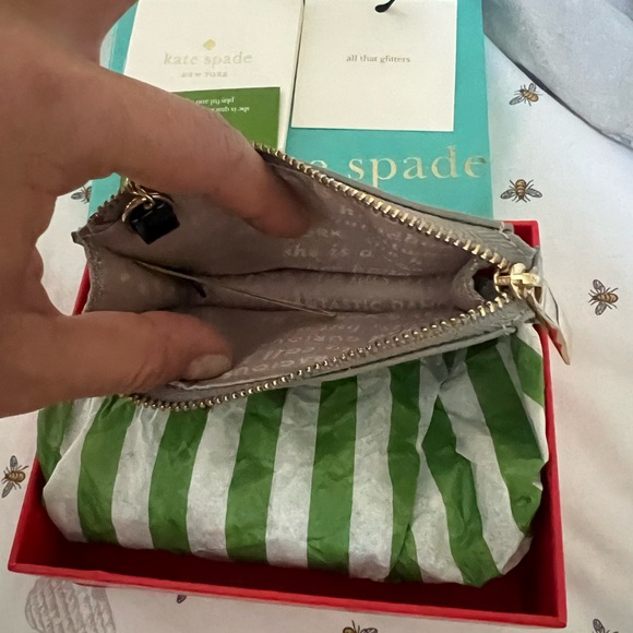 Brand new Kate Spade Burgess Court Magda. - Picture 4 of 10